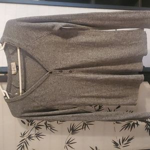 Universal Thread szS Gray V Neck Long Sleeved Shirt